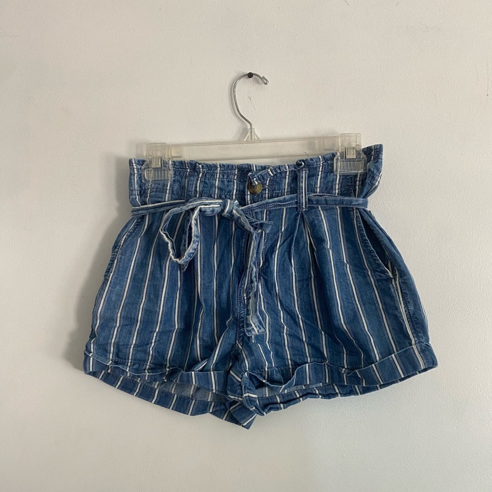 American Eagle shorts, size 0, thin material